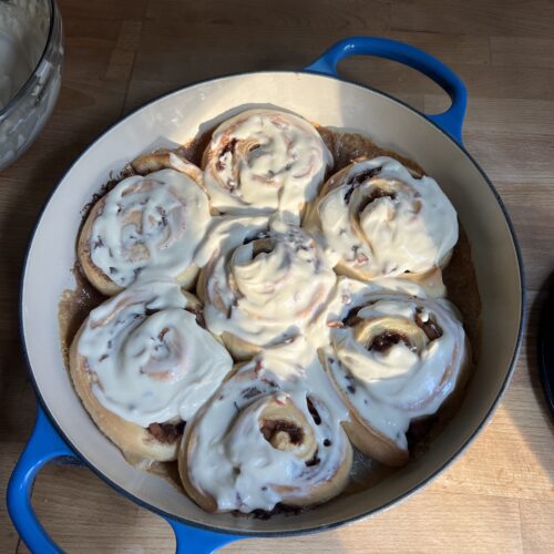 apple pie cinnamon rolls from above